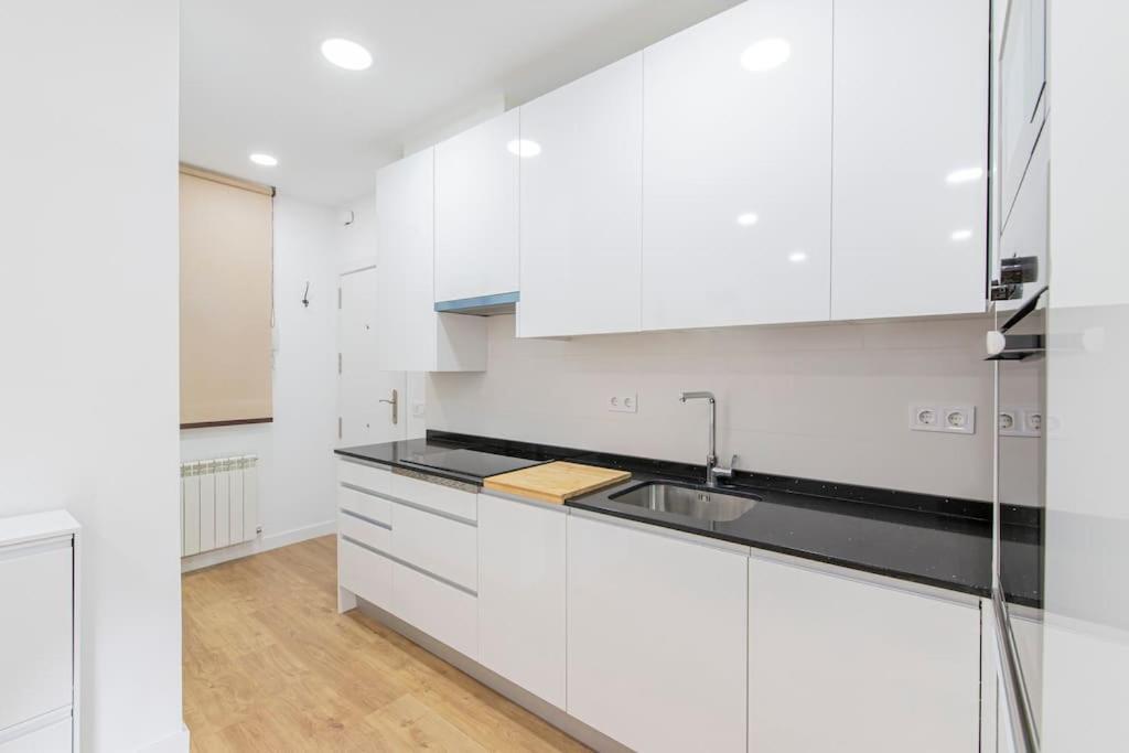 Espectacular Apartamento Plaza Mayor Madrid Exteriör bild